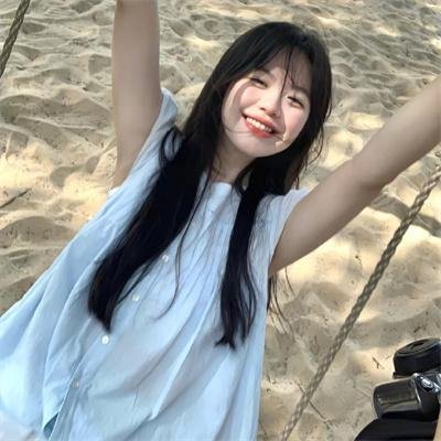 劳拉·马尔斯的眼睛